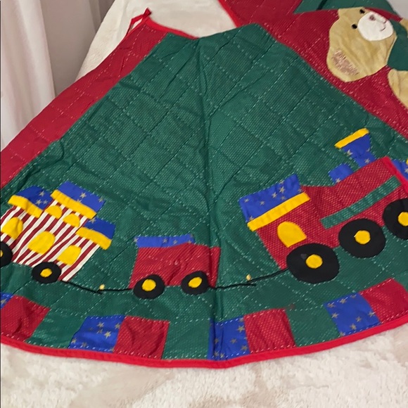 Merry Christmas Teddy Bear Tree Skirt - Picture 3 of 3